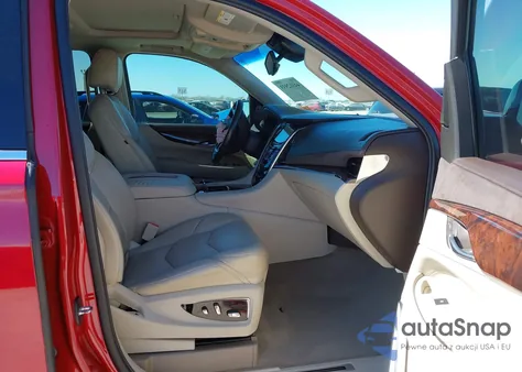 2015 Cadillac Escalade Luxury z USA, uszkodzony, nr VIN 1GYS4BKJ8FR243472